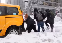 Historic Bomb Cyclone Slams U.S. Northeast, Canceling 7,400 Flights
